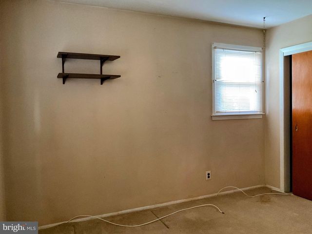 207 HIGHLAND AVE, Sewell, NJ 08080
