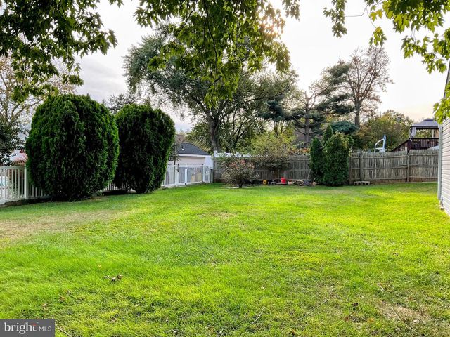 207 HIGHLAND AVE, Sewell, NJ 08080