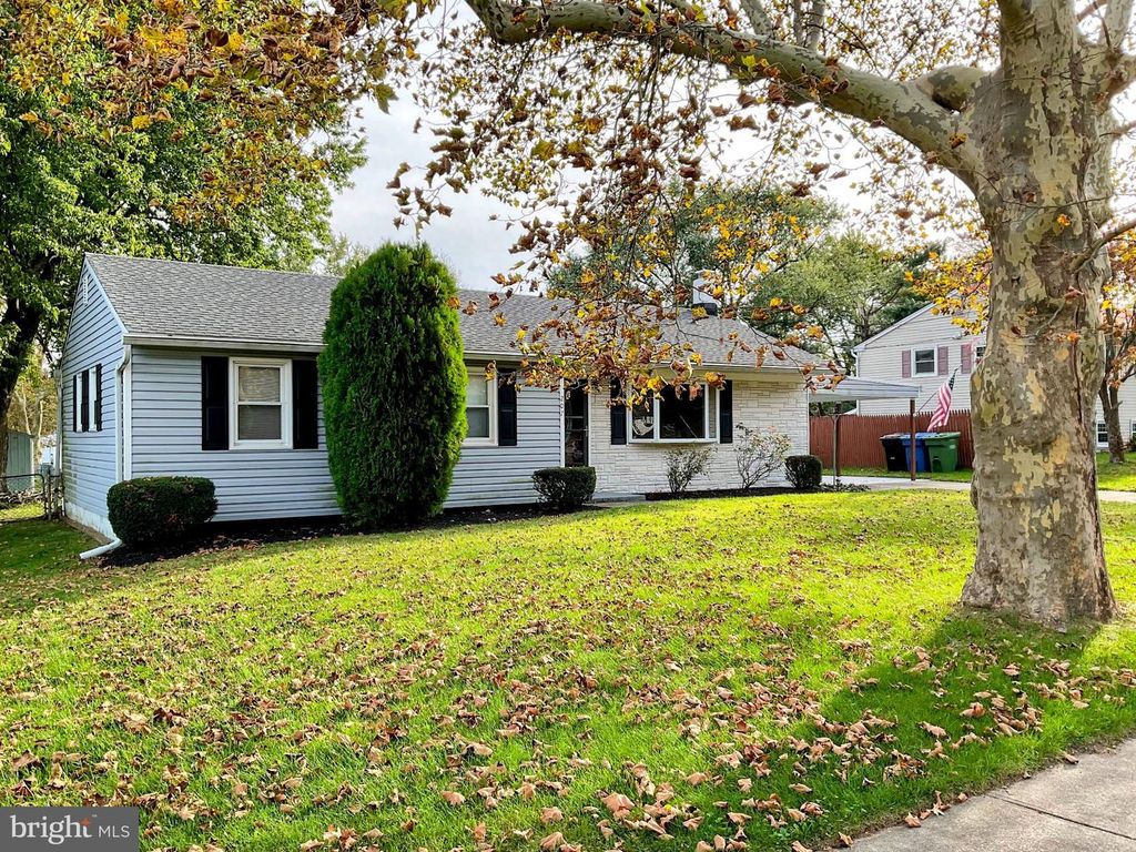 207 HIGHLAND AVE, SEWELL, NJ 08080 — photo 2