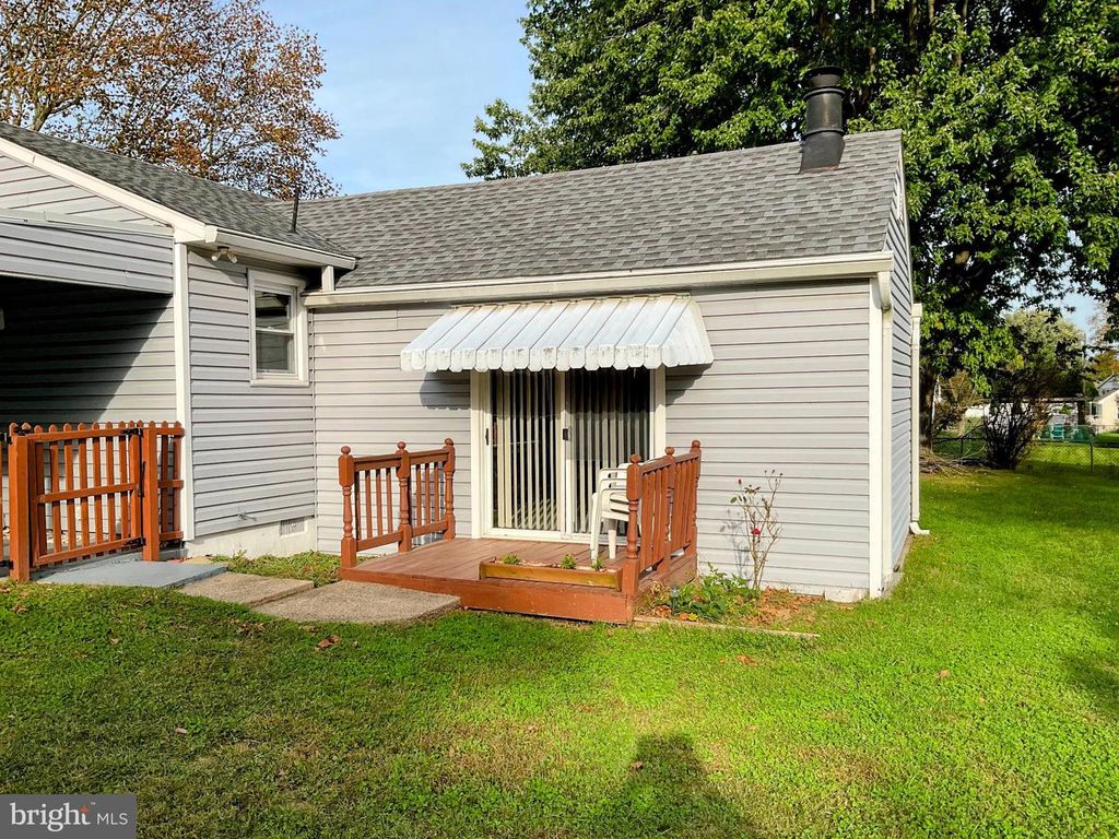 207 HIGHLAND AVE, SEWELL, NJ 08080 — photo 5