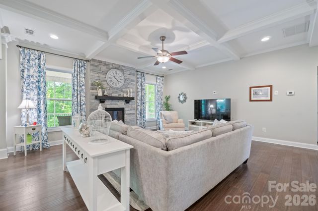109 Athens Court, Mooresville, NC 28115