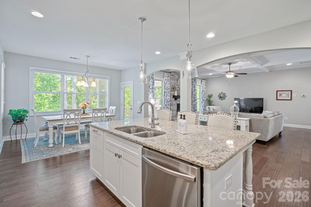 109 Athens Court, Mooresville, NC 28115