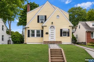 874 Elm Avenue, River Edge, NJ 07661