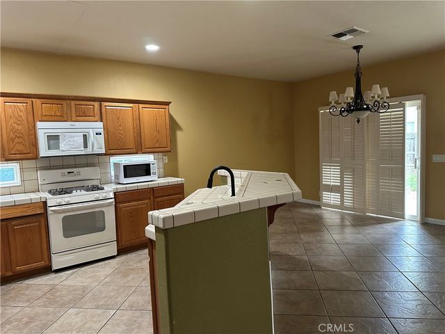 3533 San Isidro, Merced, CA 95348