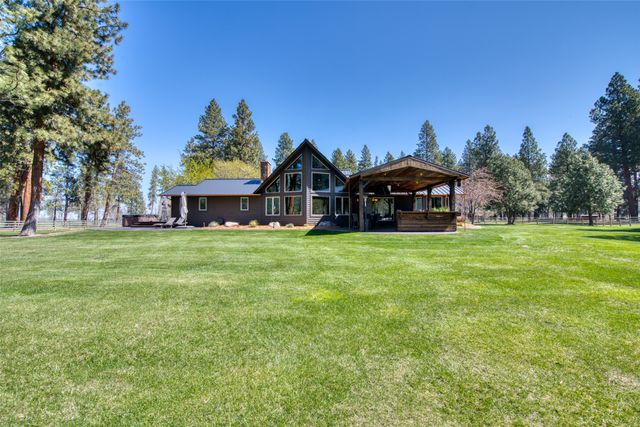 229 Camas Creek Loop, Hamilton, MT 59840