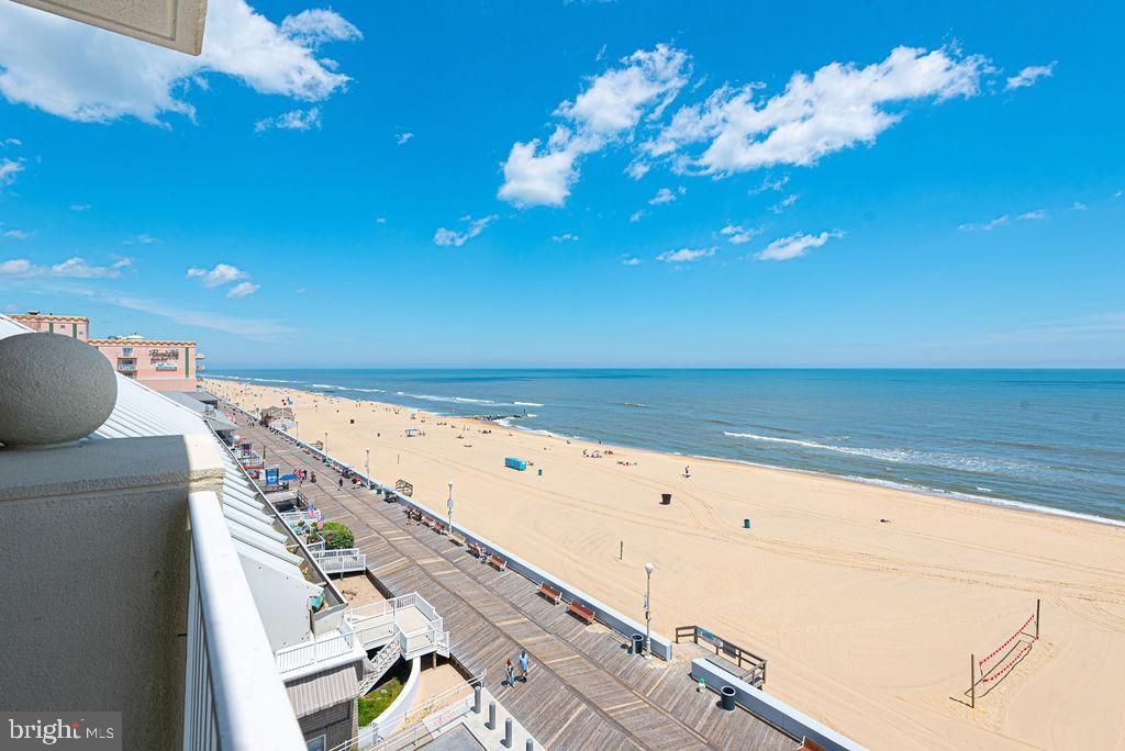 Image 13 of property listing at 6 7TH ST #601, Ocean City, MD 21842