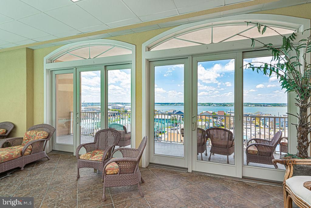 Image 33 of property listing at 6 7TH ST #601, Ocean City, MD 21842