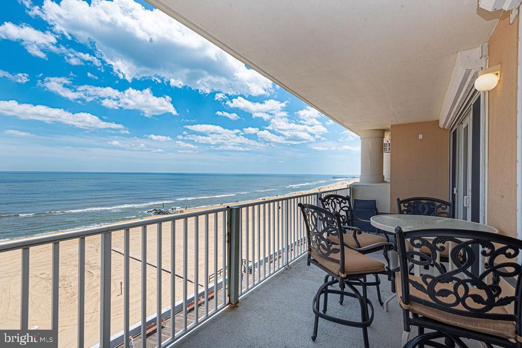 Image 34 of property listing at 6 7TH ST #601, Ocean City, MD 21842