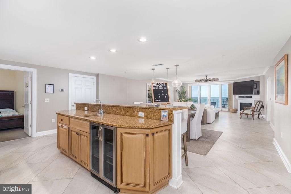 Image 5 of property listing at 6 7TH ST #601, Ocean City, MD 21842