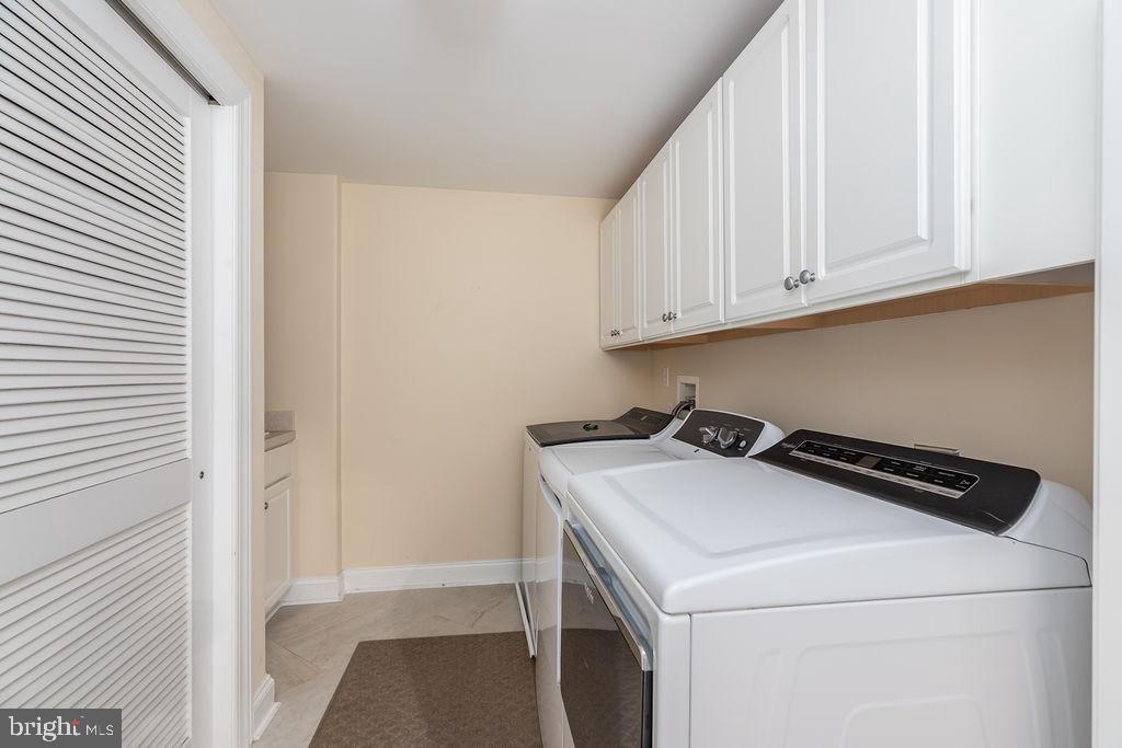 Image 56 of property listing at 6 7TH ST #601, Ocean City, MD 21842