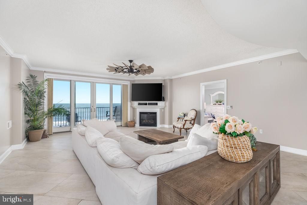 Image 6 of property listing at 6 7TH ST #601, Ocean City, MD 21842