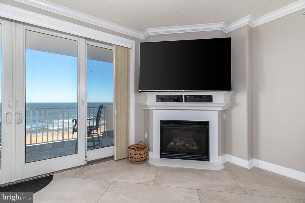 Image 8 of property listing at 6 7TH ST #601, Ocean City, MD 21842