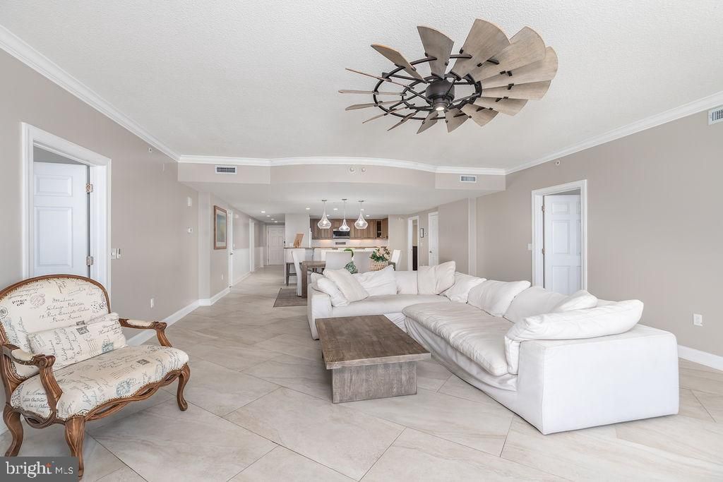 Image 9 of property listing at 6 7TH ST #601, Ocean City, MD 21842