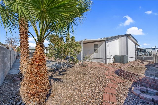 3421 Ewa Beach Drive, Las Vegas, NV 89122
