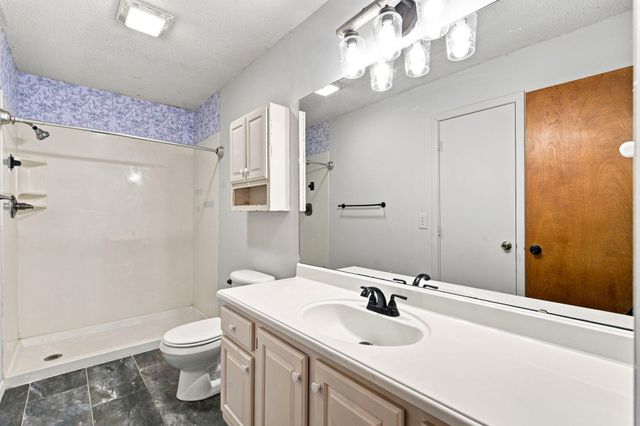 970 Creekside Place, Nixa, MO 65714