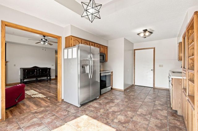 970 Creekside Place, Nixa, MO 65714
