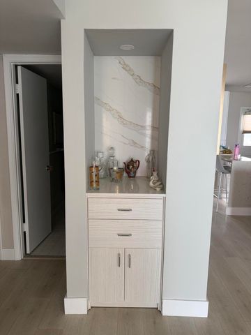 2200 NE 33rd Avenue 14j, Fort Lauderdale, FL 33305