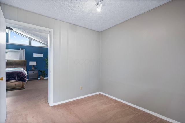 4004 Barthel Avenue, Columbus, OH 43227