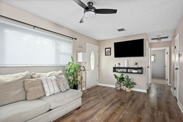 4004 Barthel Avenue, Columbus, OH 43227