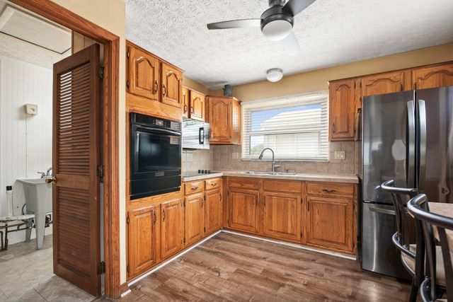 4004 Barthel Avenue, Columbus, OH 43227
