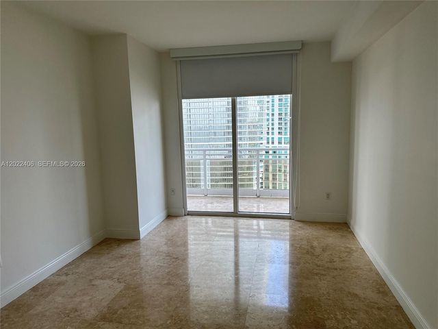 901 Brickell Key Blvd 2005, Miami, FL 33131