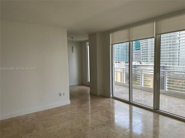 901 Brickell Key Blvd 2005, Miami, FL 33131