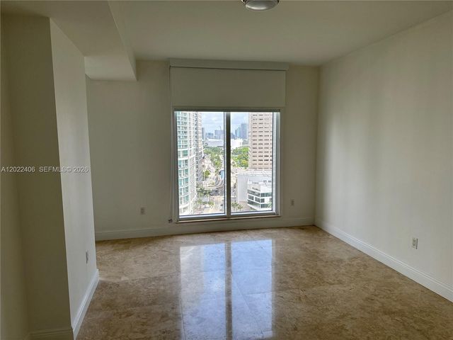 901 Brickell Key Blvd 2005, Miami, FL 33131