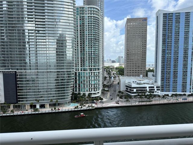 901 Brickell Key Blvd 2005, Miami, FL 33131