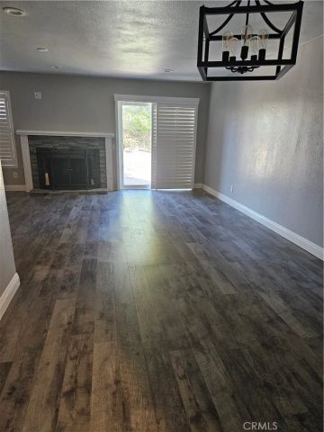 2085 Dove Court, Corona, CA 92882