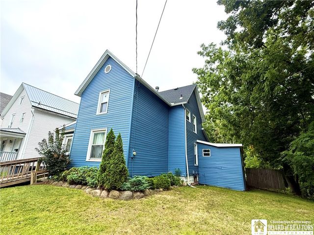 31 West Lucas Avenue, Dunkirk, NY 14048