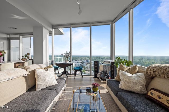 110 N Corcoran Street 2101, Durham, NC 27701