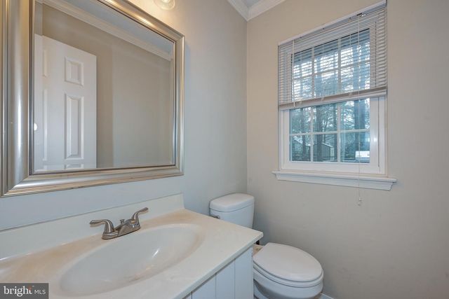 8 BATTERY HILL DR, Voorhees, NJ 08043