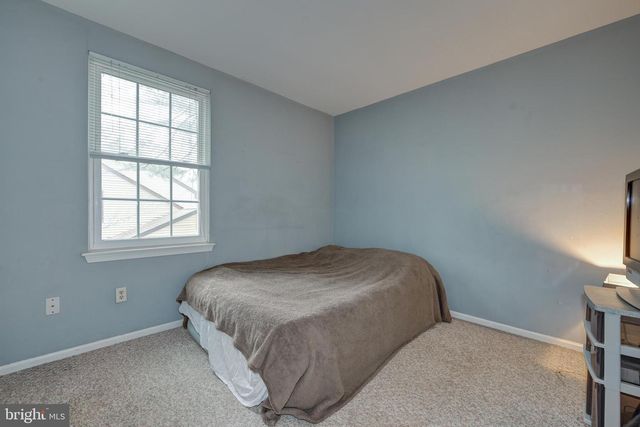 8 BATTERY HILL DR, Voorhees, NJ 08043