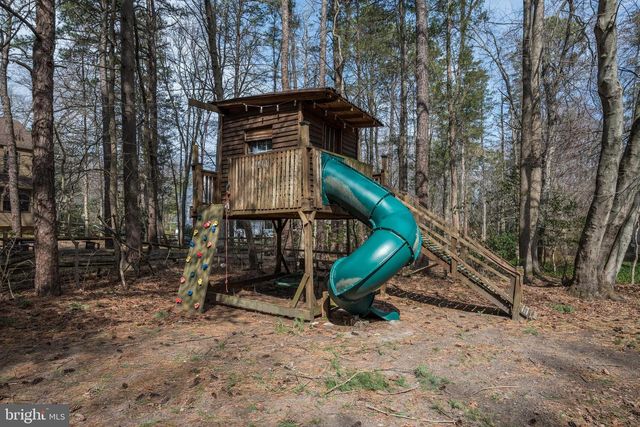 8 BATTERY HILL DR, Voorhees, NJ 08043