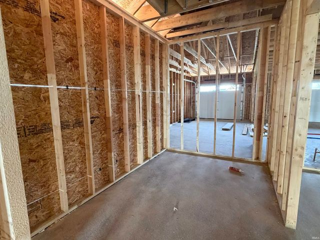 2220 Golfview Drive, Auburn, IN 46706