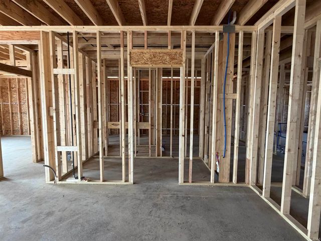 2220 Golfview Drive, Auburn, IN 46706