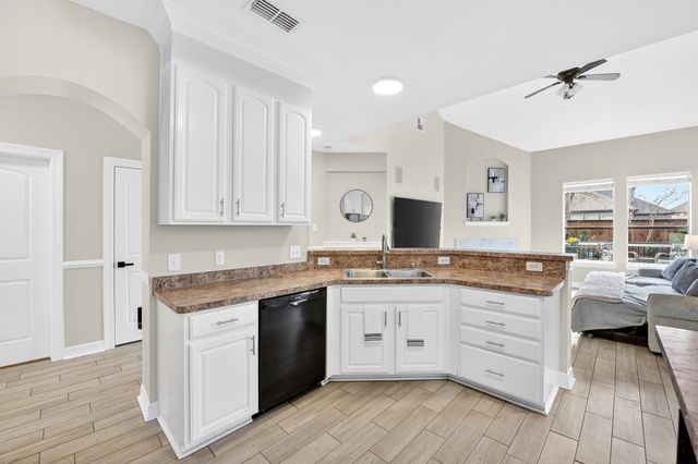 1520 Canary Drive, Little Elm, TX 75068