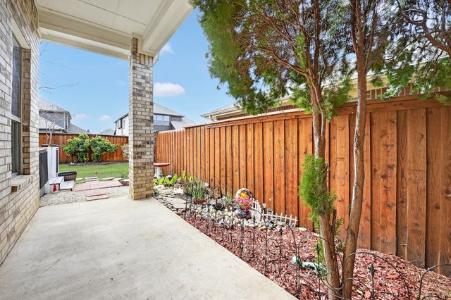 1520 Canary Drive, Little Elm, TX 75068