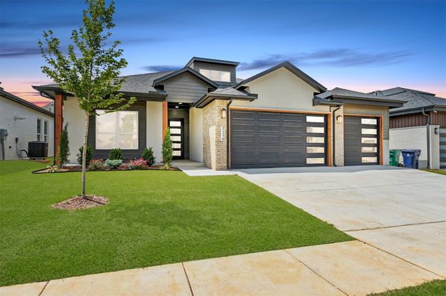 7116 NW 154th Street, Edmond, OK 73013