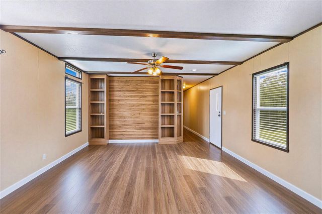 935 Lower Red Rock RD, Bastrop, TX 78602
