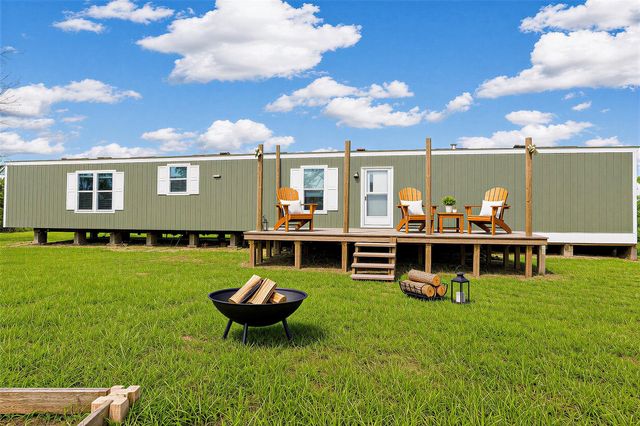 935 Lower Red Rock RD, Bastrop, TX 78602