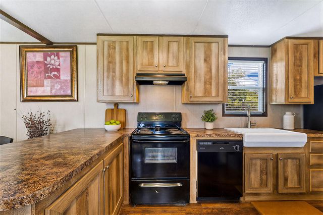 935 Lower Red Rock RD, Bastrop, TX 78602
