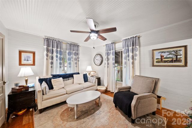 216 W 2nd Street, Denton, NC 27239