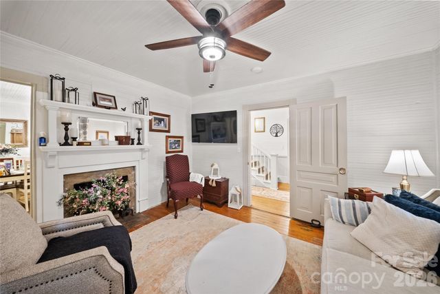 216 W 2nd Street, Denton, NC 27239