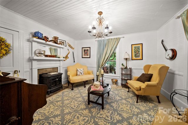 216 W 2nd Street, Denton, NC 27239