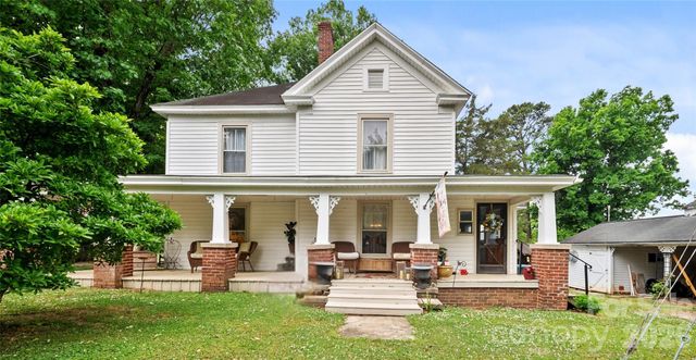 216 W 2nd Street, Denton, NC 27239