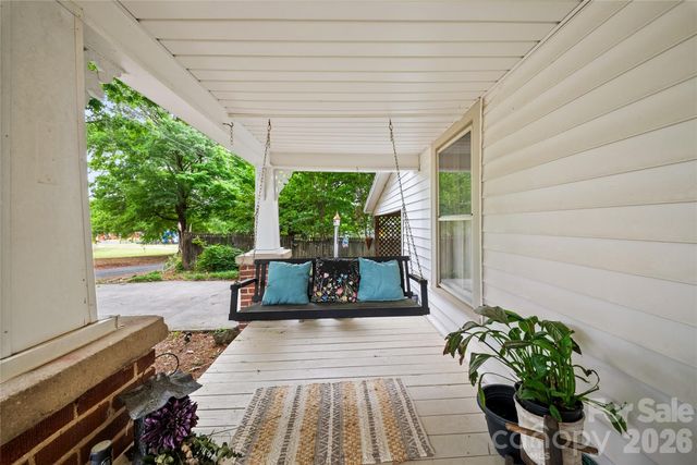 216 W 2nd Street, Denton, NC 27239
