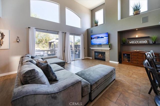25933 Schafer, Murrieta, CA 92563