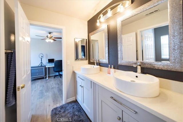 25933 Schafer, Murrieta, CA 92563