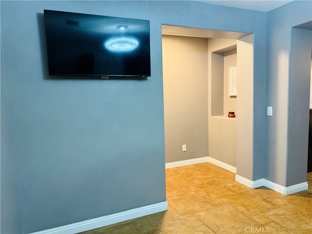 25933 Schafer, Murrieta, CA 92563